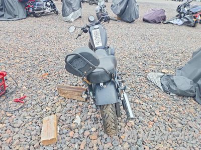 Czwarte zdjęcie samochodu z boku: 2015 HARLEY-DAVIDSON XL883 IRON 883 VIN:1HD4LE214FC402718 - miniatura