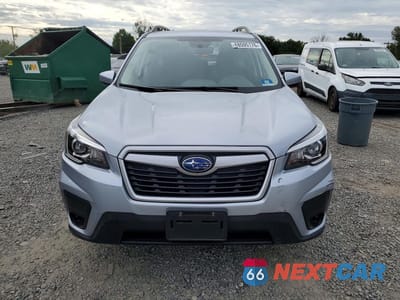 Piąte zdjęcie samochodu w środku: 2020 SUBARU FORESTER PREMIUM VIN:JF2SKAJC5LH591385 - miniatura