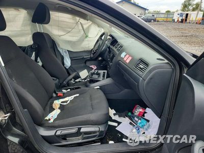 Zdjęcie 7 z 12 samochodu: 2015 VOLKSWAGEN JETTA BASE VIN:3VW2K7AJ3FM230248 - miniatura