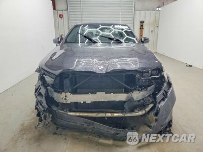 Piąte zdjęcie samochodu w środku: 2026 BMW 530 XI VIN:WBA53FJ02TCX42558 - miniatura