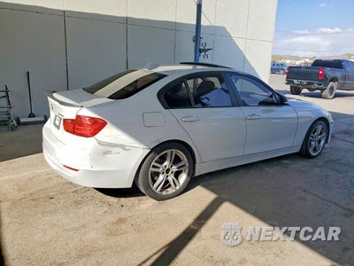 Trzecie zdjęcie samochodu z tyłu: 2014 BMW 320 I VIN:WBA3B1G5XENS81195 - miniatura