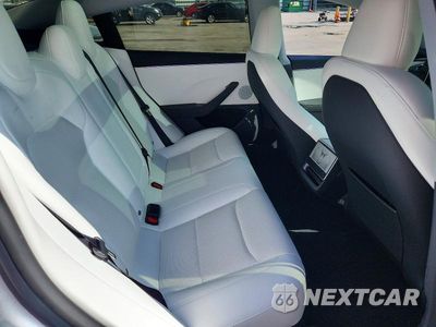 Zdjęcie 10 z 12 samochodu: 2025 TESLA MODEL 3 VIN:5YJ3E1EAXSF003496 - miniatura