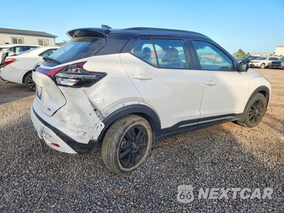 Trzecie zdjęcie samochodu z tyłu: 2024 NISSAN KICKS SR VIN:3N1CP5DV2RL559855 - miniatura