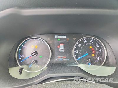 Zdjęcie 9 z 13 samochodu: 2022 TOYOTA RAV4 XLE PREMIUM VIN:JTMB6RFV1ND051327 - miniatura