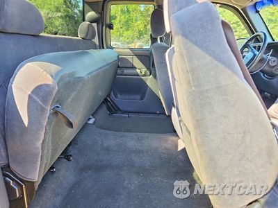 Zdjęcie 10 z 12 samochodu: 2001 CHEVROLET SILVERADO C1500 VIN:2GCEC19V611299968 - miniatura