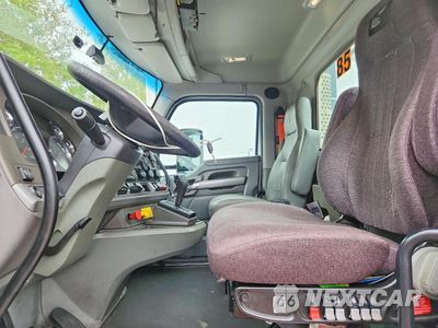 Zdjęcie 7 z 13 samochodu: 2014 KENWORTH CONSTRUCTION T680 VIN:1XKYA48X1EJ402978 - miniatura