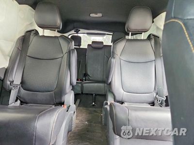 Zdjęcie 10 z 13 samochodu: 2025 TOYOTA SIENNA WOODLAND EDITION VIN:5TDCSKFCXSS169222 - miniatura