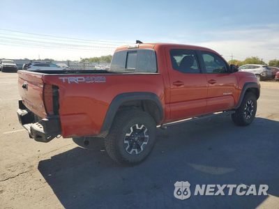 Trzecie zdjęcie samochodu z tyłu: 2017 TOYOTA TACOMA TRD OFF-ROAD VIN:3TMCZ5ANXHM044798 - miniatura