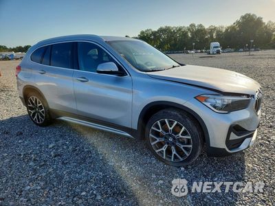 Czwarte zdjęcie samochodu z boku: 2021 BMW X1 SDRIVE28I VIN:WBXJG7C04M5S10293 - miniatura