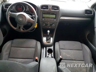Zdjęcie 8 z 13 samochodu: 2011 VOLKSWAGEN GOLF VIN:WVWDB7AJ9BW187766 - miniatura