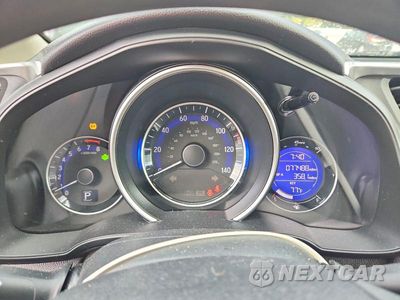 Zdjęcie 9 z 12 samochodu: 2015 HONDA FIT EX VIN:3HGGK5H83FM746465 - miniatura