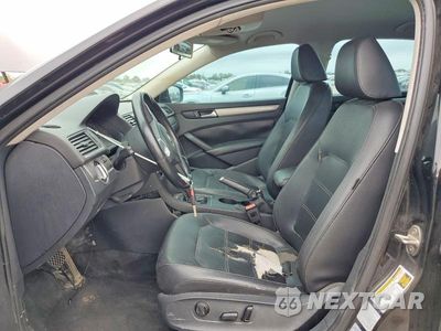 Zdjęcie 7 z 13 samochodu: 2015 VOLKSWAGEN PASSAT S VIN:1VWAS7A38FC097081 - miniatura