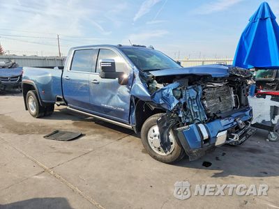 Czwarte zdjęcie samochodu z boku: 2025 GMC SIERRA K3500 DENALI VIN:1GT4UWEYXSF213691 - miniatura