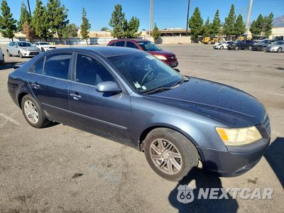 Czwarte zdjęcie samochodu z boku: 2009 HYUNDAI SONATA GLS VIN:5NPET46C09H557884 - miniatura