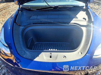 Zdjęcie 11 z 12 samochodu: 2023 TESLA MODEL Y VIN:7SAYGDEE8PA115208 - miniatura
