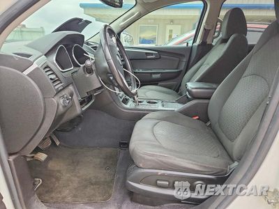 Zdjęcie 7 z 13 samochodu: 2011 CHEVROLET TRAVERSE LT VIN:1GNKRJED3BJ210614 - miniatura