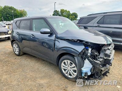 Czwarte zdjęcie samochodu z boku: 2023 KIA SOUL LX VIN:KNDJ23AU3P7202995 - miniatura