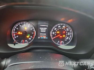 Zdjęcie 9 z 13 samochodu: 2020 TOYOTA RAV4 XLE VIN:2T3W1RFV7LC072538 - miniatura
