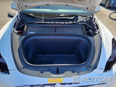 Zdjęcie 11 z 13 samochodu: 2022 TESLA MODEL Y VIN:7SAYGDEE6NF445848 - miniatura