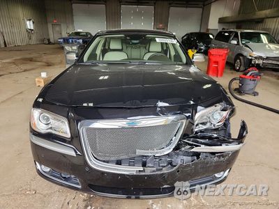 Piąte zdjęcie samochodu w środku: 2013 CHRYSLER 300C LUXURY VIN:2C3CCASGXDH529269 - miniatura