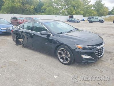 Czwarte zdjęcie samochodu z boku: 2023 CHEVROLET MALIBU LT VIN:1G1ZD5STXPF131890 - miniatura
