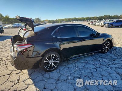 Trzecie zdjęcie samochodu z tyłu: 2018 TOYOTA CAMRY SE VIN:4T1B11HK9JU035689 - miniatura