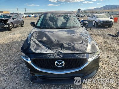 Piąte zdjęcie samochodu w środku: 2017 MAZDA CX-5 TOURING VIN:JM3KFBCL3H0131127 - miniatura