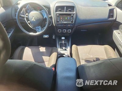 Zdjęcie 8 z 14 samochodu: 2018 MITSUBISHI OUTLANDER SPORT ES VIN:JA4AP3AU6JU009910 - miniatura
