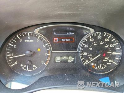 Zdjęcie 9 z 14 samochodu: 2015 NISSAN PATHFINDER S VIN:5N1AR2MN3FC704045 - miniatura