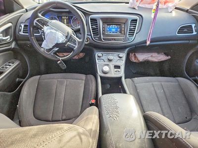 Zdjęcie 8 z 12 samochodu: 2015 CHRYSLER 200 LIMITED VIN:1C3CCCAB4FN671127 - miniatura