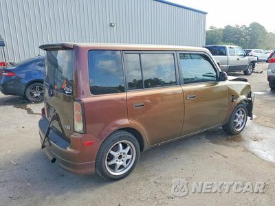 Trzecie zdjęcie samochodu z tyłu: 2006 SCION XB BASE VIN:JTLKT324564123834 - miniatura