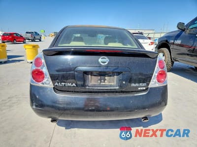 Zdjęcie 6 z 13 samochodu: 2002 NISSAN ALTIMA 3.5 SE VIN:1N4BL11D22C119067 - miniatura