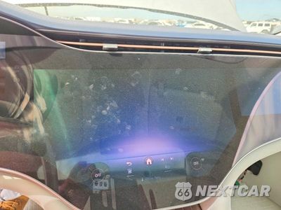 Zdjęcie 9 z 12 samochodu: 2023 MERCEDES-BENZ EQS SEDAN 580 4MATIC VIN:W1KCG4EB4PA027481 - miniatura