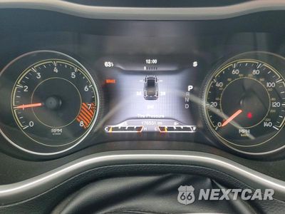 Zdjęcie 9 z 13 samochodu: 2014 JEEP CHEROKEE TRAILHAWK VIN:1C4PJMBS0EW189318 - miniatura