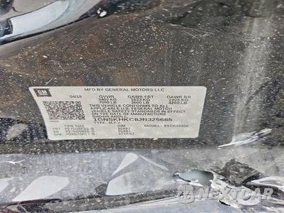 Zdjęcie 14 z 14 samochodu: 2018 CHEVROLET SUBURBAN K1500 LT VIN:1GNSKHKCHJR325685 - miniatura