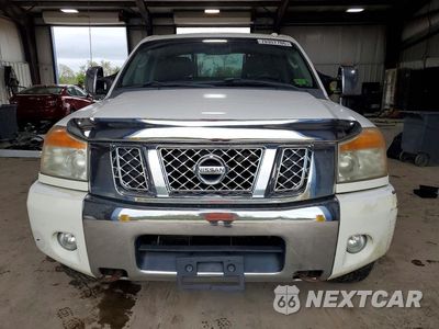 Piąte zdjęcie samochodu w środku: 2011 NISSAN TITAN SV VIN:1N6AA0EC4BN320588 - miniatura