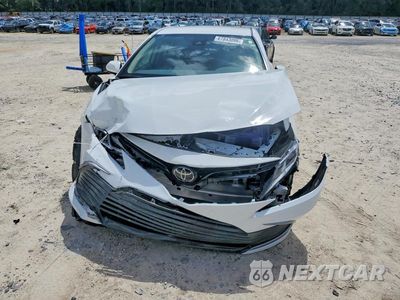 Piąte zdjęcie samochodu w środku: 2023 TOYOTA CAMRY LE VIN:4T1C11AK3PU755903 - miniatura