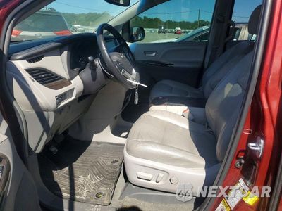 Zdjęcie 7 z 13 samochodu: 2017 TOYOTA SIENNA XLE 8-PASSENGER VIN:5TDYZ3DC8HS831575 - miniatura