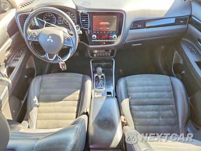 Zdjęcie 8 z 14 samochodu: 2020 MITSUBISHI OUTLANDER SE VIN:JA4AZ3A37LZ044351 - miniatura