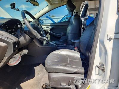 Zdjęcie 7 z 12 samochodu: 2016 FORD FOCUS SE VIN:1FADP3K24GL369360 - miniatura