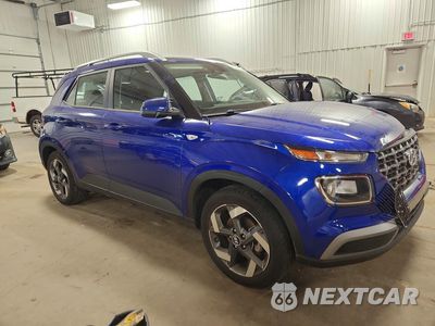 Czwarte zdjęcie samochodu z boku: 2023 HYUNDAI VENUE SEL VIN:KMHRC8A33PU250689 - miniatura