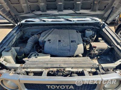 Zdjęcie 11 z 12 samochodu: 2008 TOYOTA FJ CRUISER BASE VIN:JTEBU11F38K022236 - miniatura