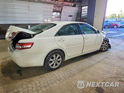 Trzecie zdjęcie samochodu z tyłu: 2011 TOYOTA CAMRY LE VIN:4T4BF3EK4BR177988 - miniatura