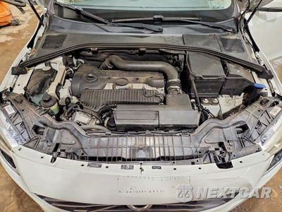 Zdjęcie 11 z 12 samochodu: 2014 VOLVO S60 T5 VIN:YV1612FS2E2275693 - miniatura