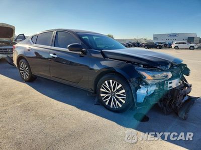 Czwarte zdjęcie samochodu z boku: 2024 NISSAN ALTIMA SV VIN:1N4BL4DV9RN325118 - miniatura