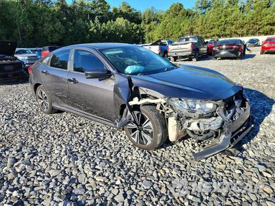 Czwarte zdjęcie samochodu z boku: 2018 HONDA CIVIC EX VIN:JHMFC1F39JX009229 - miniatura