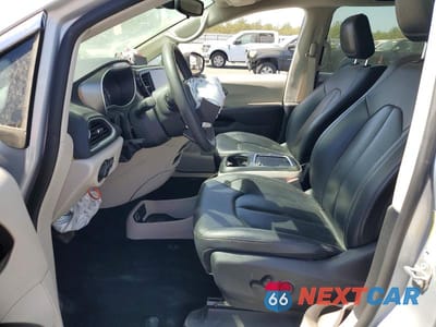 Zdjęcie 7 z 14 samochodu: 2024 CHRYSLER PACIFICA TOURING L VIN:2C4RC1BG3RR132977 - miniatura