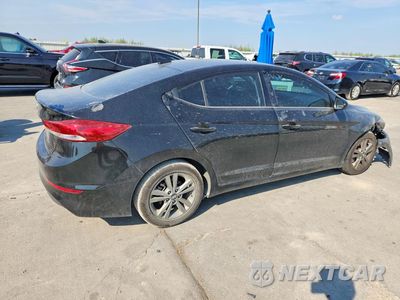 Trzecie zdjęcie samochodu z tyłu: 2018 HYUNDAI ELANTRA SEL VIN:5NPD84LF0JH401652 - miniatura
