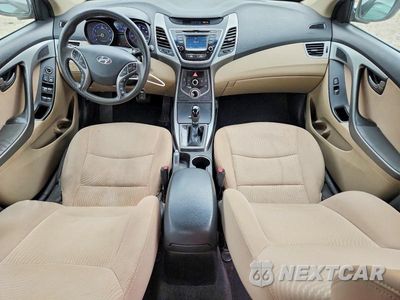Zdjęcie 8 z 12 samochodu: 2015 HYUNDAI ELANTRA SE VIN:5NPDH4AE3FH591979 - miniatura