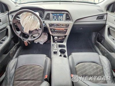 Zdjęcie 8 z 12 samochodu: 2017 HYUNDAI SONATA SPORT VIN:5NPE34AF3HH500126 - miniatura